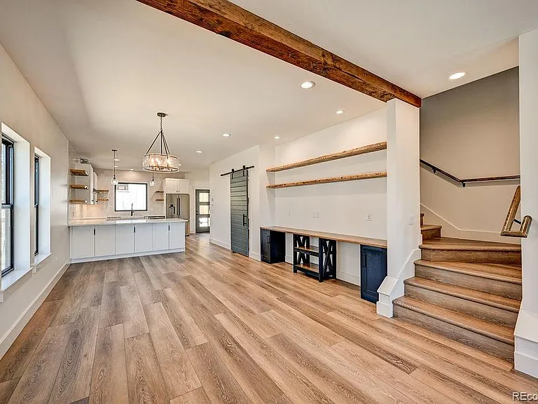 424 Pinon St — Photo 6
