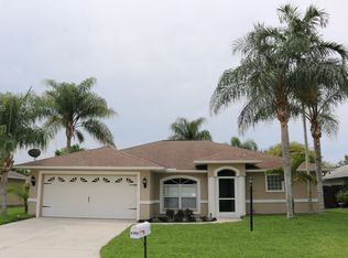 6708 66th Ave E, Bradenton, FL 34203