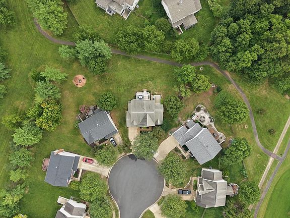 4th image of 20847 Shy Beaver Ct