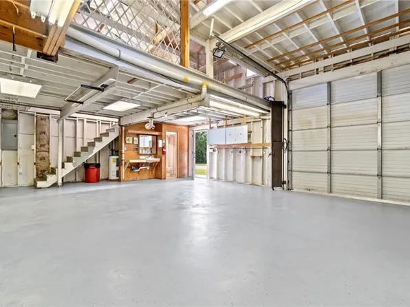 1619 Elm Ave, Chesapeake, VA 23325