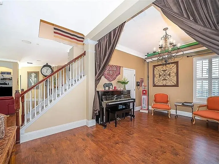5310 Horton Ln — Photo 6