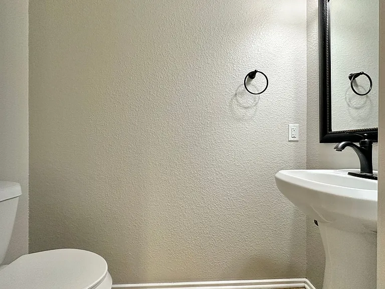 3405 Rusack Dr — Photo 35