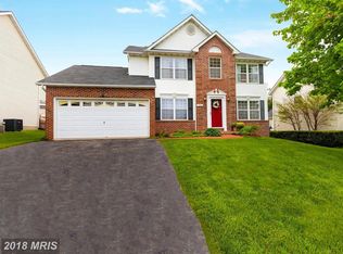 498 Hawk Ridge Ln, Sykesville, MD 21784