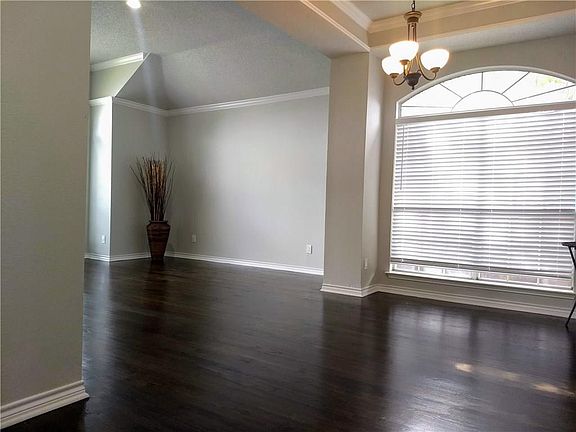 3rd image of 6717 Kemper Dr