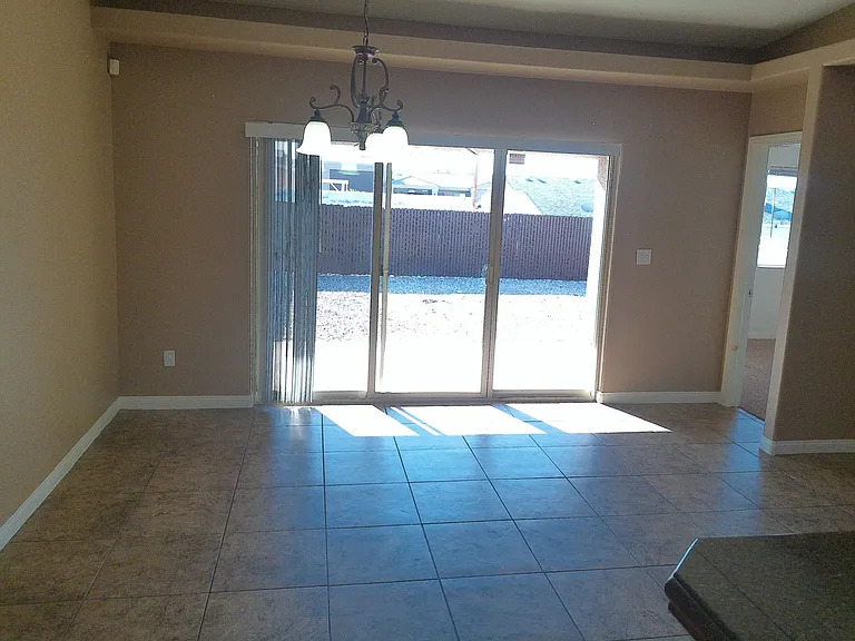 2992 Winterhaven Dr — Photo 7
