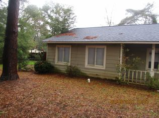 162 Pelham Dr #B, Leesburg, GA 31763