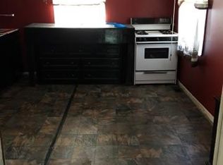 6 E Washington St, Maxwell, IN 46154