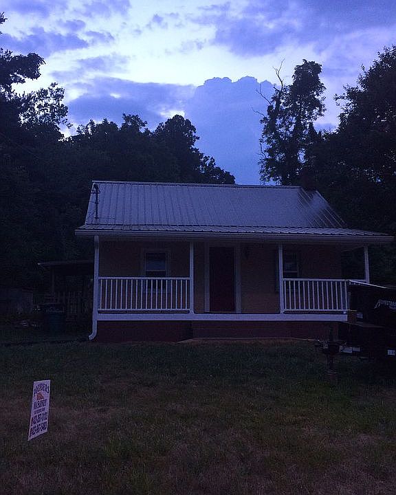 1st image of 392 Blakley Dr