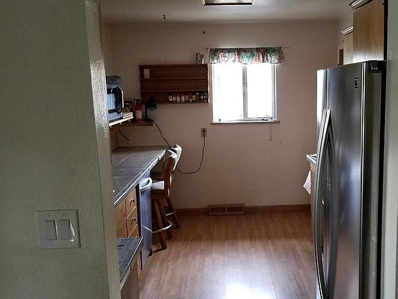 5th image of 6484 Brentwood St
