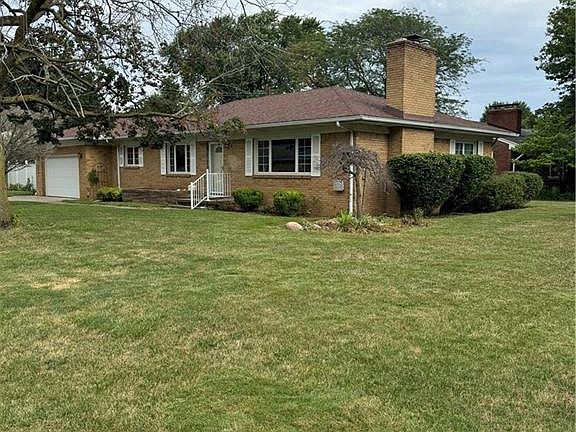 5th image of 2837 Eastmoreland Dr