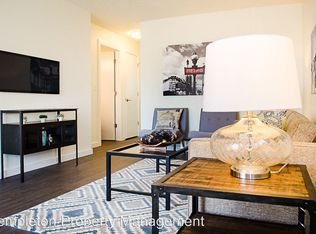 1458 SE Holgate Blvd, Portland, OR 97202