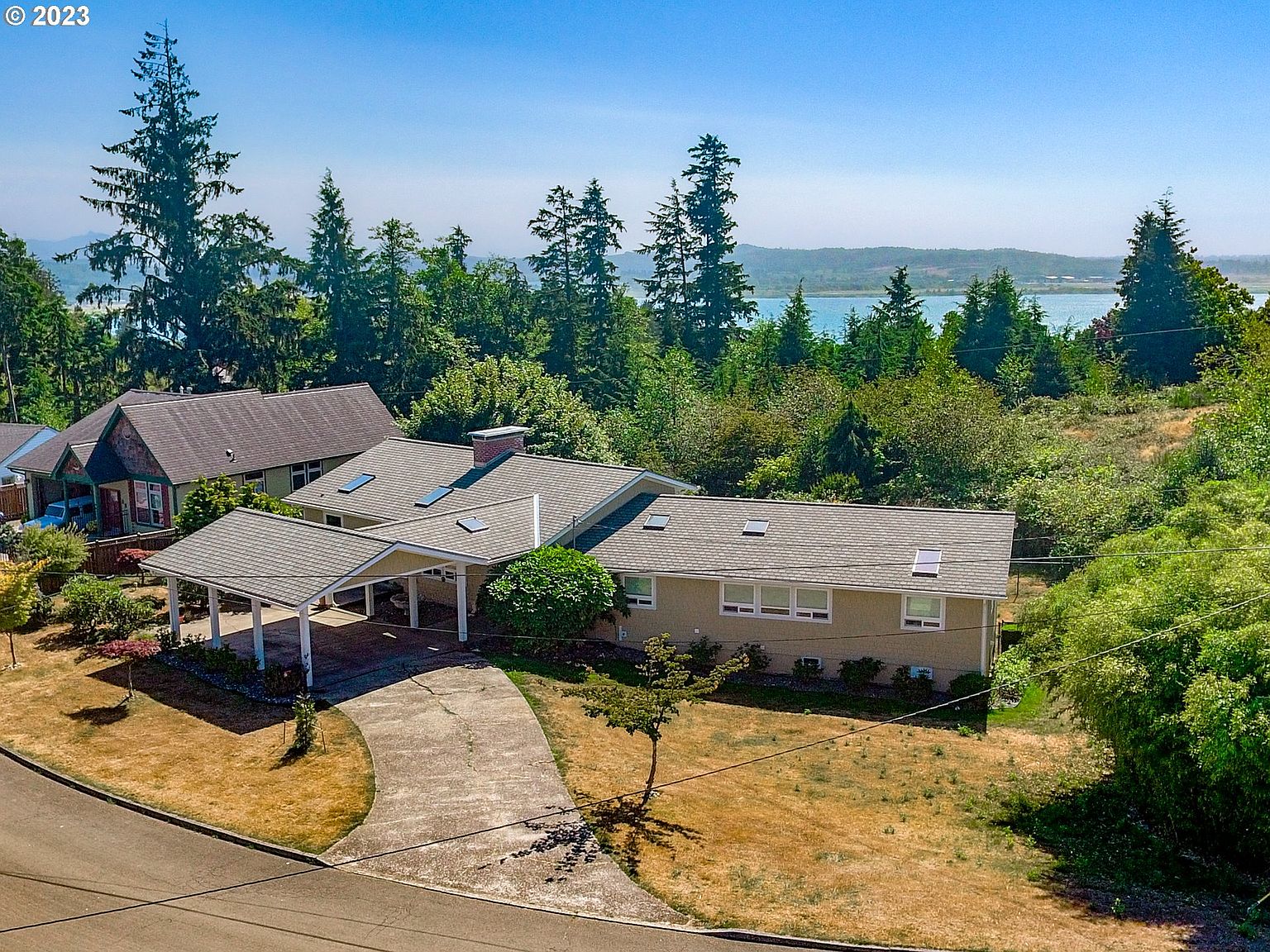 25 W Kensington Ave, Astoria, OR 97103 MLS 23250835 Zillow