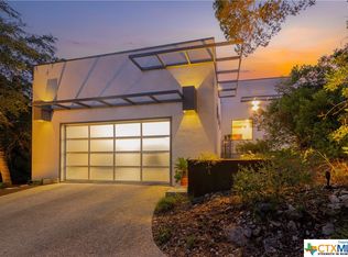 1065 Madeline St, New Braunfels, TX 78132
