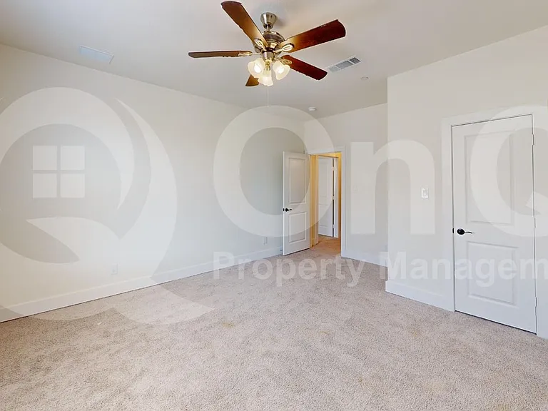 237 Mule Deer Mews — Photo 17