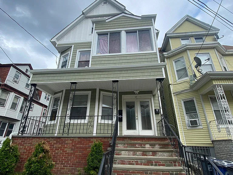 48 Hazelwood Ave #1 — Photo 17