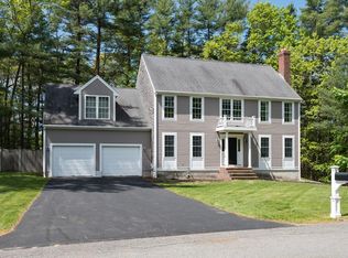 30 Wildwood Rd, Pembroke, MA 02359