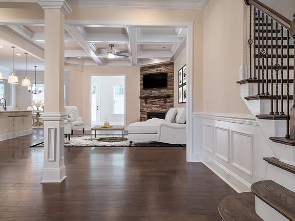 Virtually Staged - Welcome to the Southampton