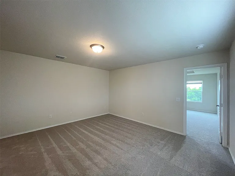 481 Grenada Lake Dr — Photo 14