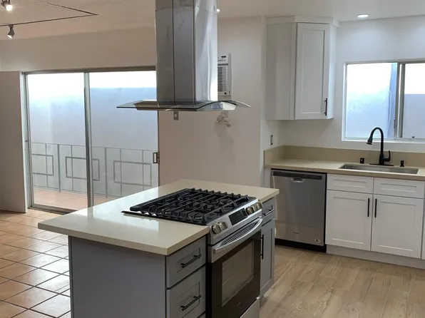 856 Westmount Dr APT 6, West Hollywood, CA 90069