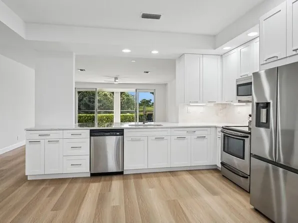 502 Ryder Cup Circle #502, Palm Beach Gardens, FL 33418