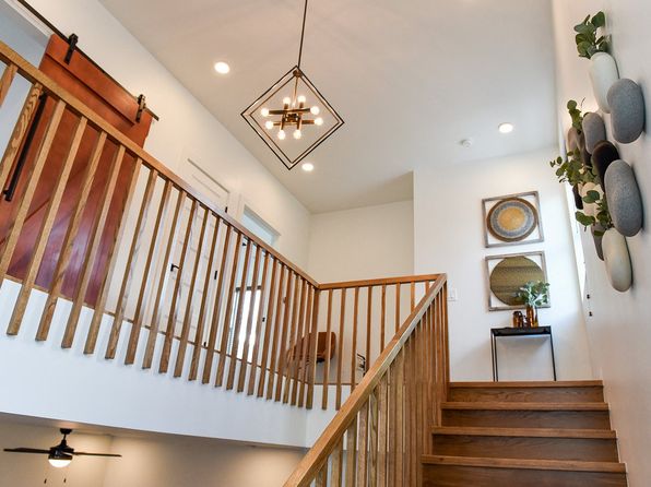 1525 Shores Loop #302