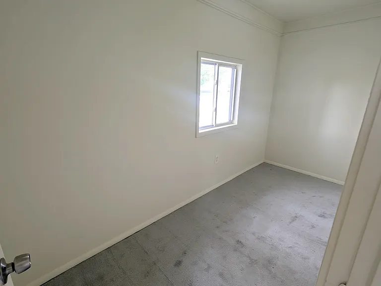 3188 Augusta St — Photo 9