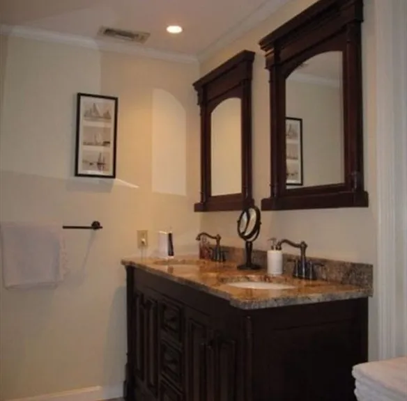 28 Essex Green Ln #D — Photo 9