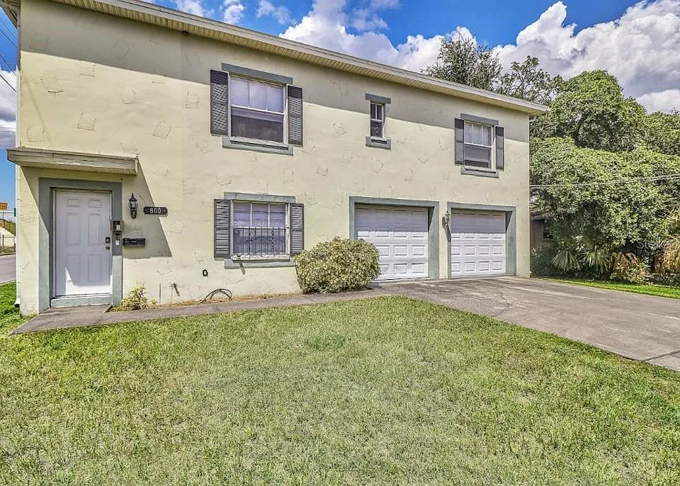 800 E Baker St