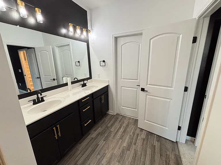 12325 Greenwood Dr — Photo 10