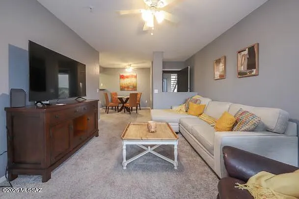 1 bed, 1.0 bath, 701 sqft, $2,000 — Photo 3