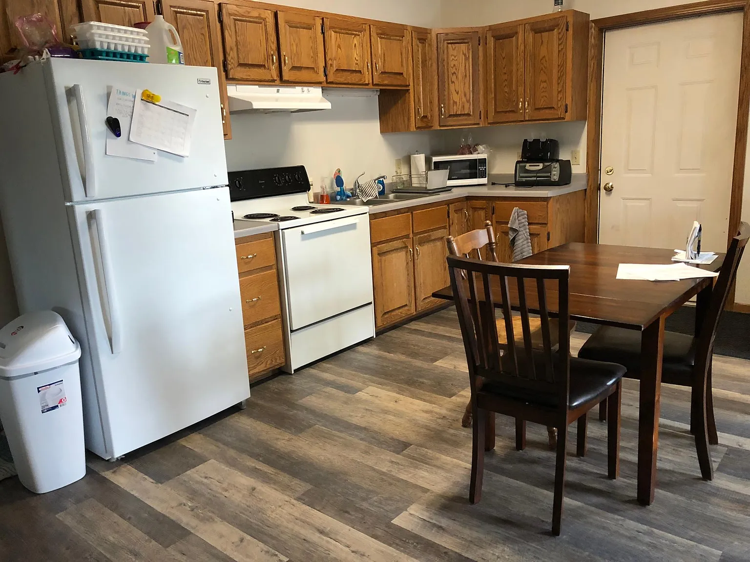 451 W Wabasha St — Photo 3