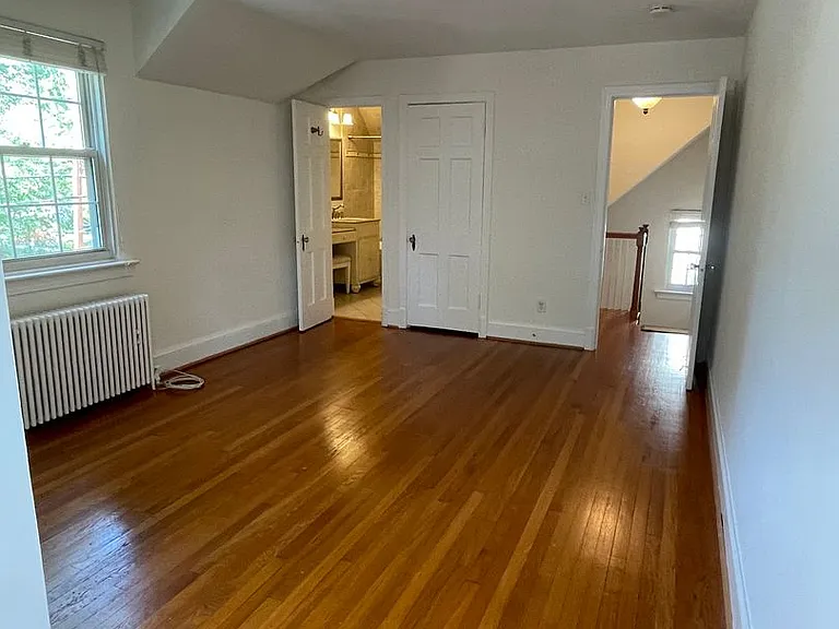 6105 29th St NW — Photo 15