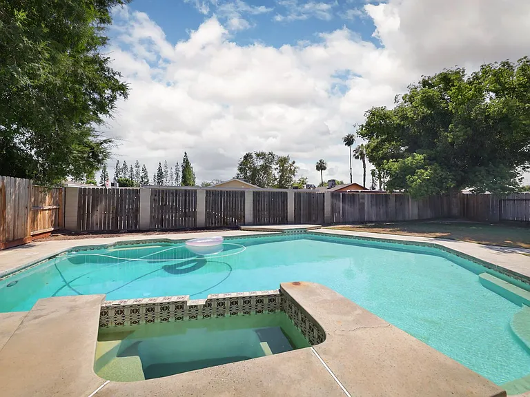 7001 Altaville Ln — Photo 23
