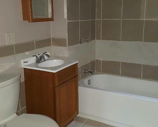 3rd image of 3019 W 21st Pl #2