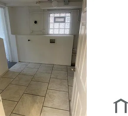 7938 S Loomis Blvd — Photo 16