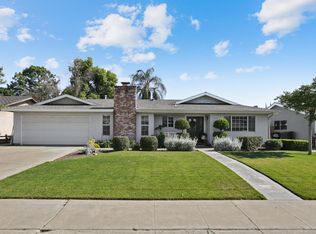 1041 W Laura Ave, Visalia, CA 93277