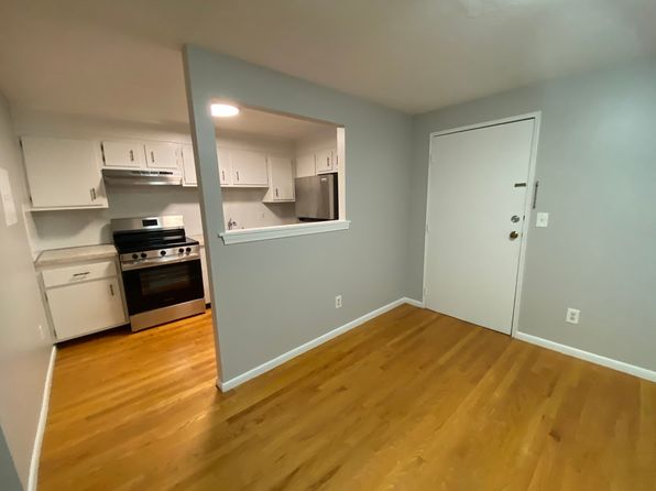 54 Elmwood Park #2K