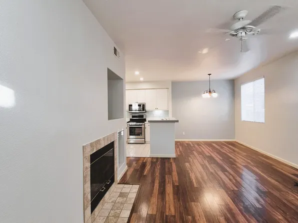 10796 Sabre Hill Dr Unit 103, San Diego, CA 92128