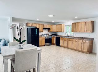 30 Rivers Edge Rd #1, Gray, ME 04039