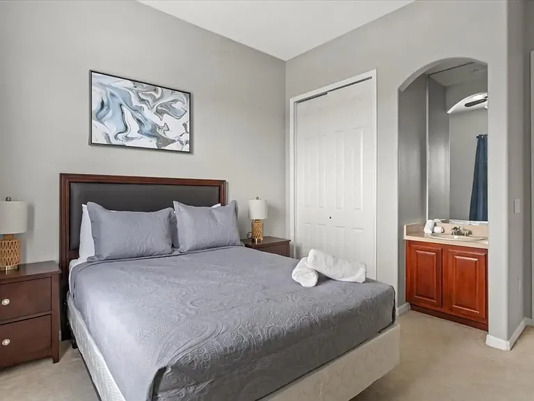 1102 Darnaby Way — Photo 14