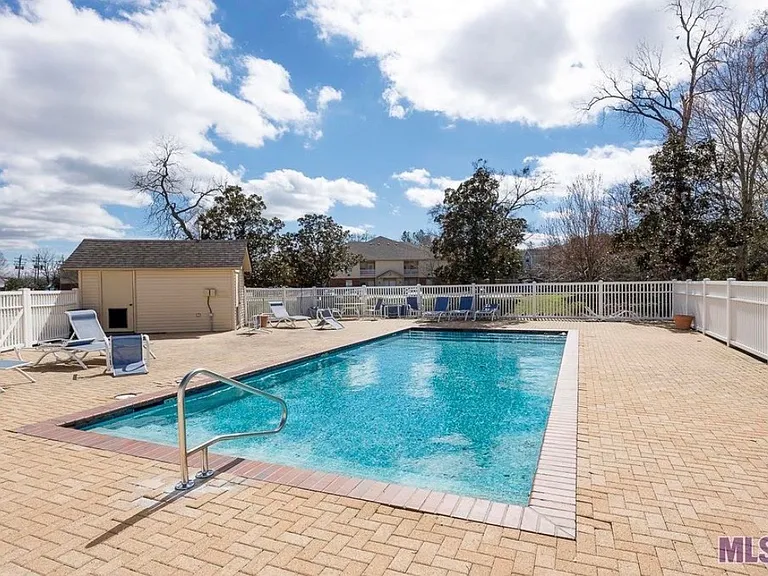 900 Dean Lee Dr #1602 — Photo 7