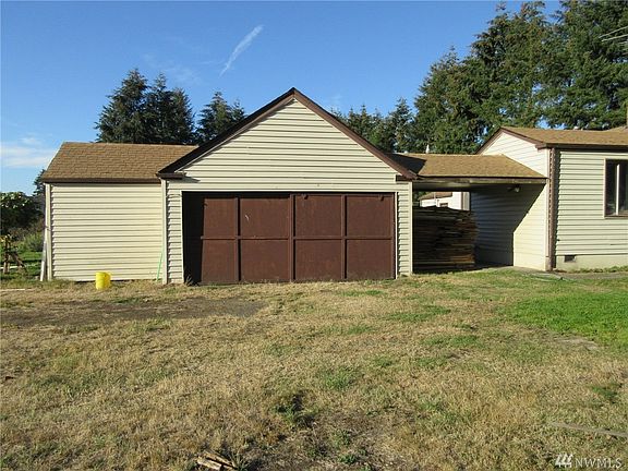 5th image of 14424 2nd Ave E