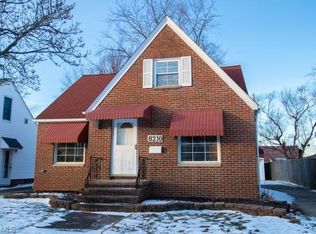 8210 Salisbury Dr, Parma, OH