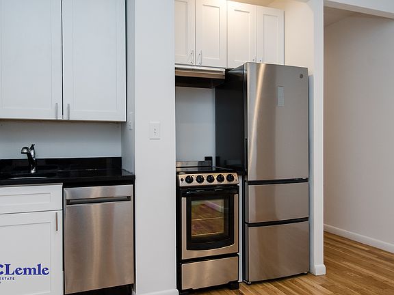 2nd image of 450-452 E 81st St #1B