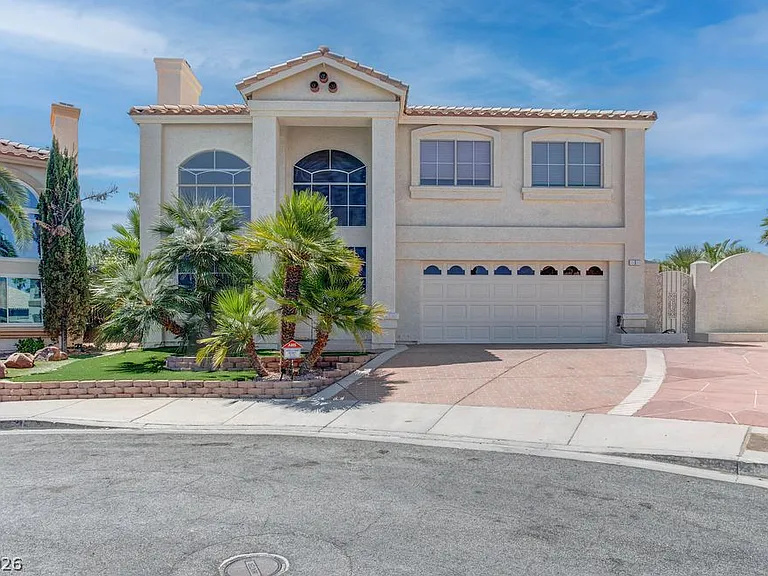 1 Rising Sun Ct — Photo 1