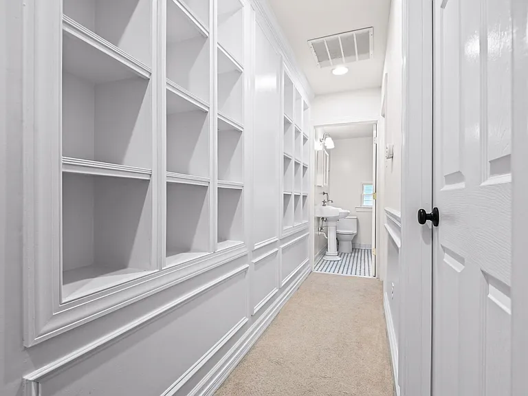 523 Allegheny Ave — Photo 28
