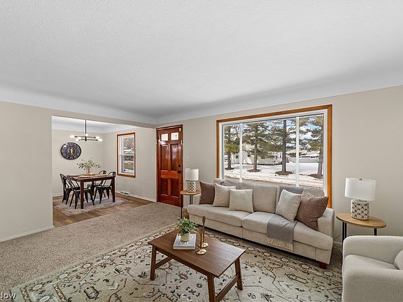 5th image of 11412 Hempstead Rd