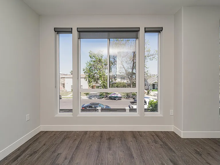 4526 1/2 Saint Charles Pl — Photo 45
