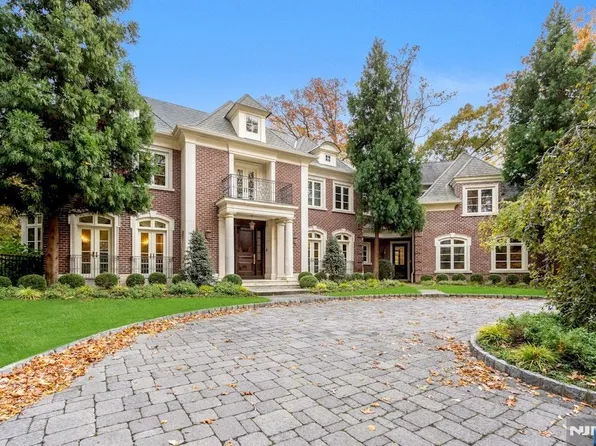 10 Berkery Pl, Alpine, NJ 07620