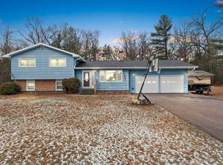 N2989 Pioneer Rd, Clintonville, WI 54929
